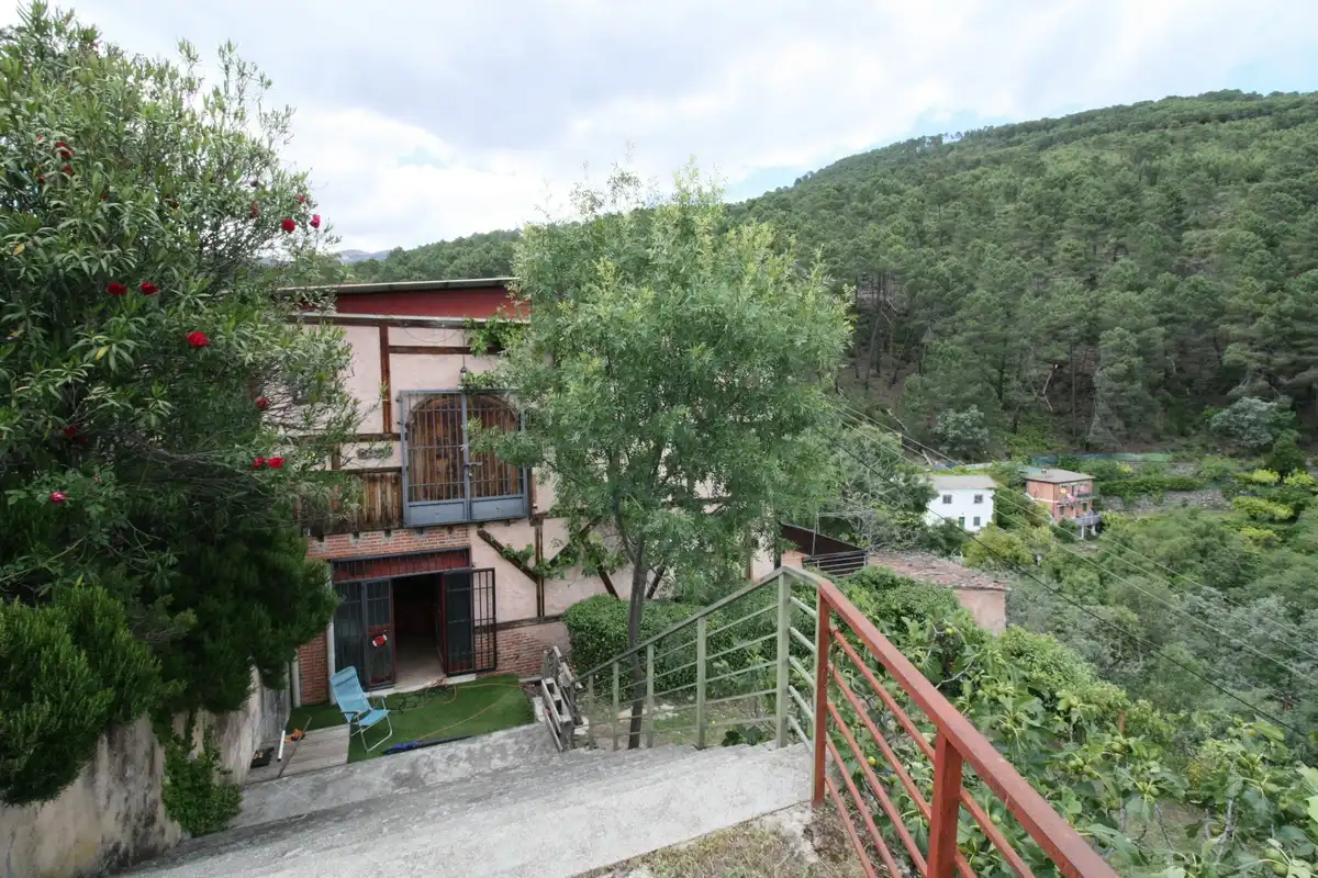 Außenansicht von Country house zum Verkauf in Arenas de San Pedro mit Heizung, Privatgarten und Terrasse