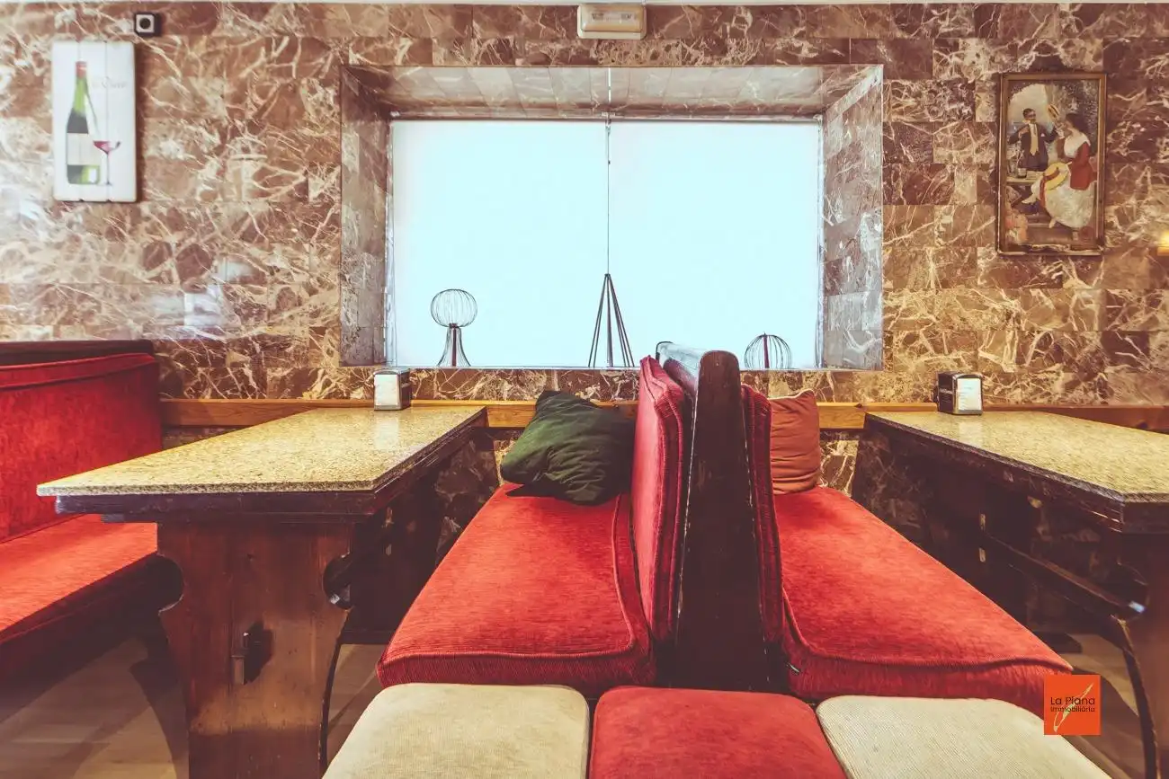 Edificio en venta en Santa Bàrbara