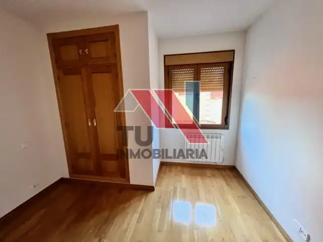 Habitación de Piso en venta en El Carpio de Tajo con Calefacción, Parquet y Balcón