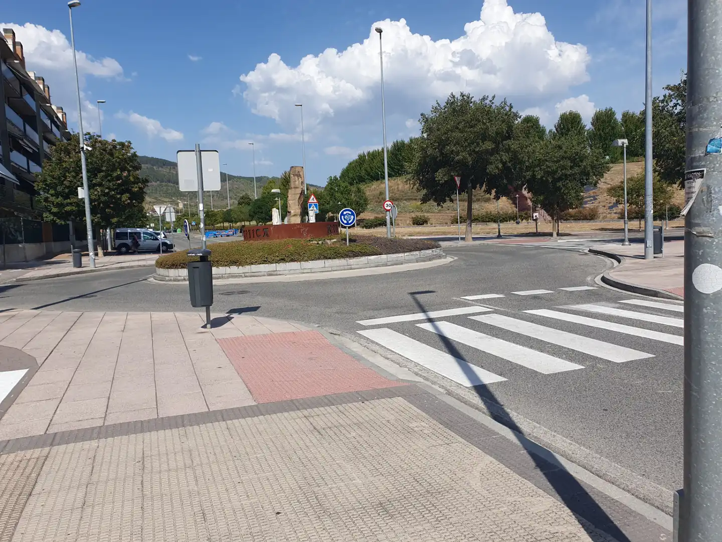 Einzelparkplatz mit Aufzug zum Verkauf in Calle María Viscarret, imagen 3