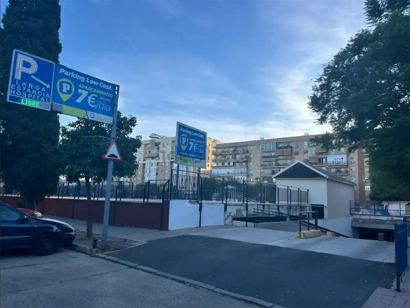 Parkplatz von Garage zum Verkauf in Sevilla