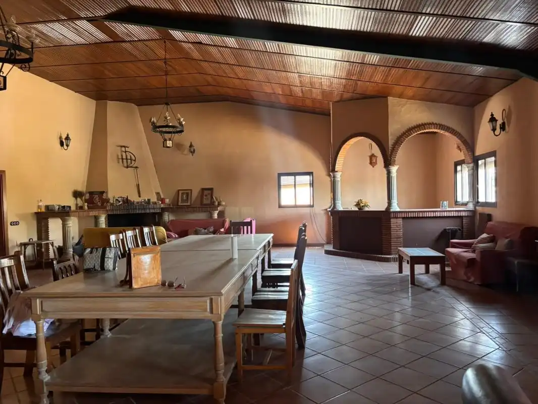 Finca rústica en venda en El Saucejo amb Aire condicionat, Calefacció i Moblat