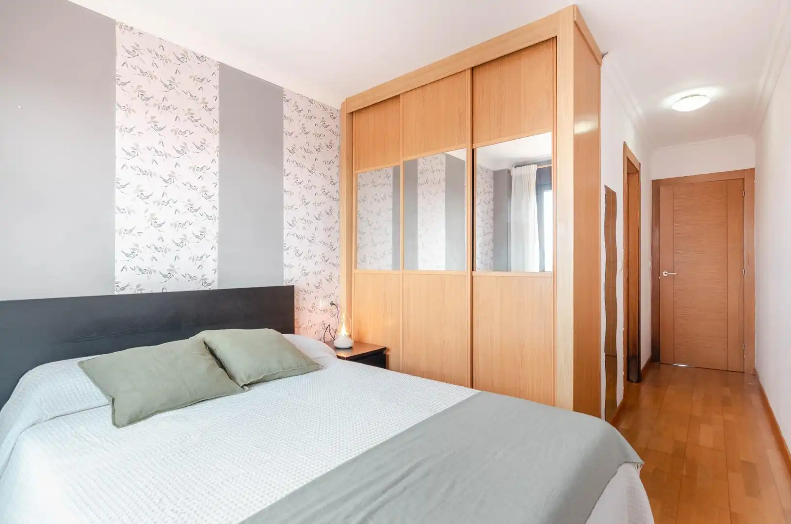 Habitación de Piso en venta en Llanera con Calefacción, Trastero y Amueblado