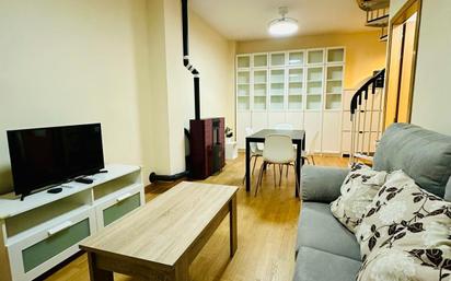 Living room of Attic to rent in Ogíjares  with Heating and Terrace