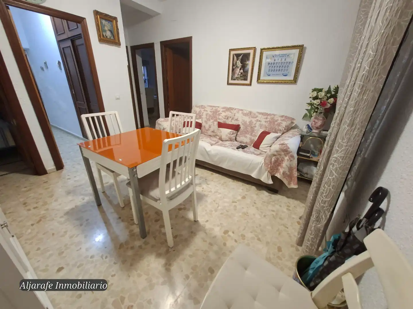 Living room of Flat for sale in Sevilla  with Air Conditioner, Heating and Terrace