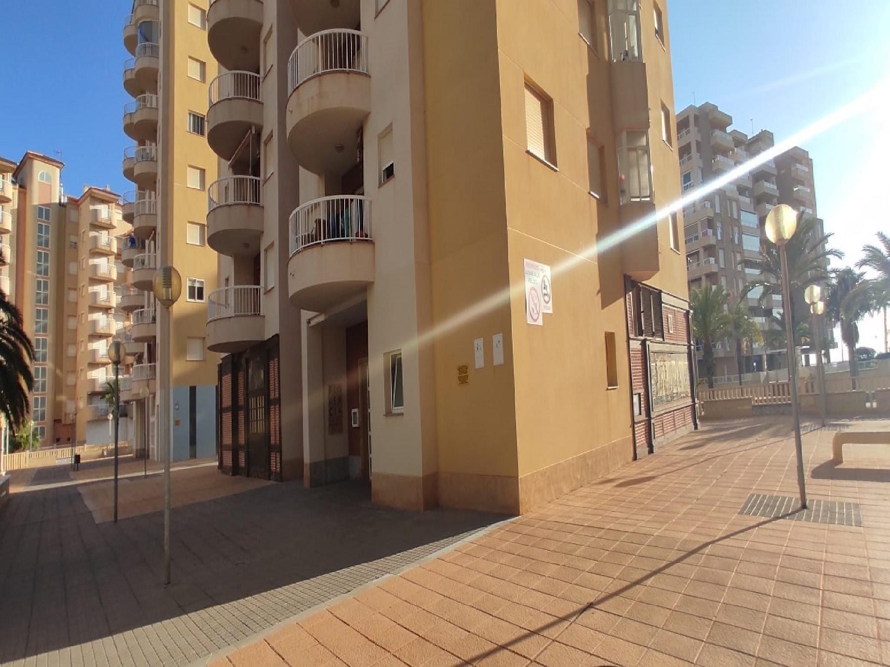 Vista exterior de Garatge en venda en La Manga del Mar Menor