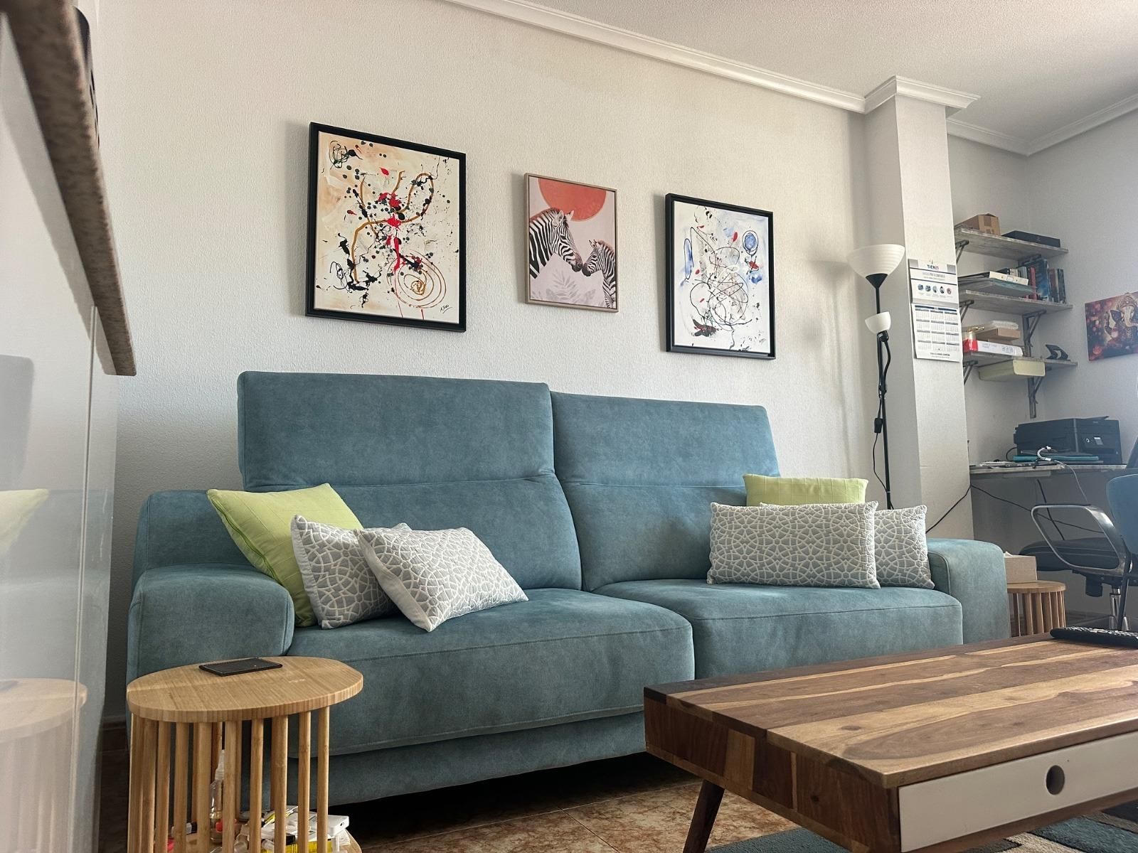 Sala d'estar de Àtic en venda en Torrevieja amb Traster i Piscina comunitària