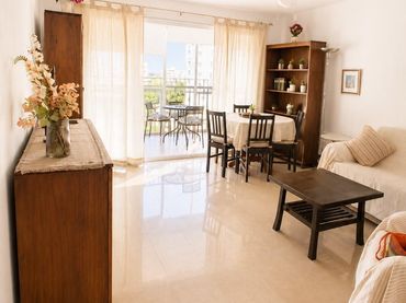 Piso con balcón en venta en Playa de San Juan - El Cabo de las Huertas
