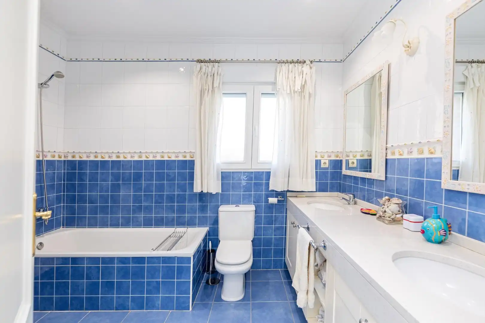 Baño de Casa o chalet en venta en Torrelodones con Aire acondicionado, Calefacción y Jardín privado