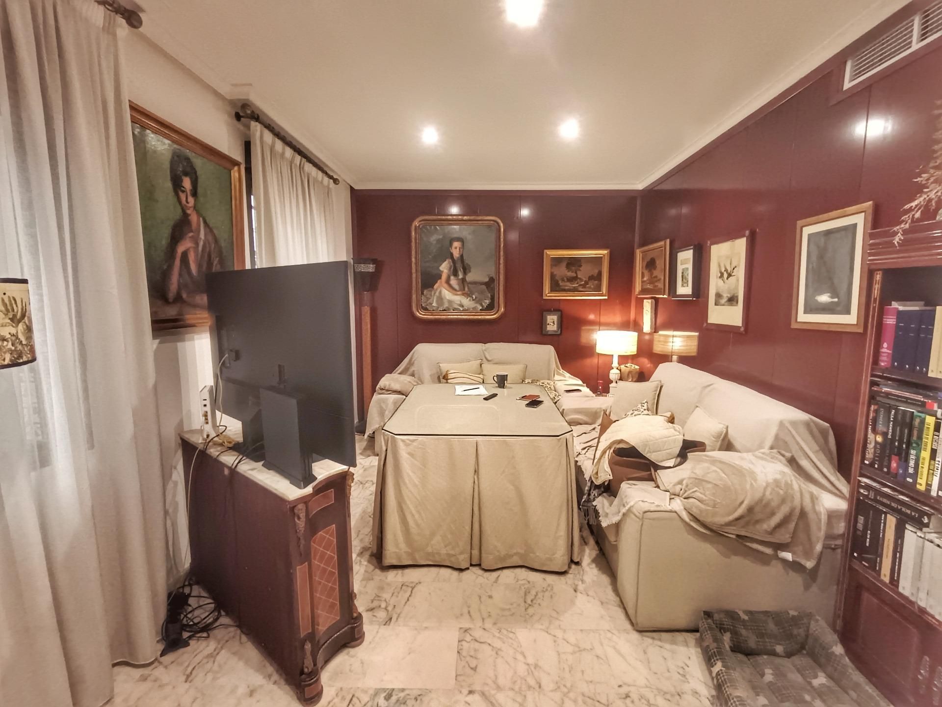 Sala d'estar de Casa o xalet en venda en  Córdoba Capital amb Aire condicionat