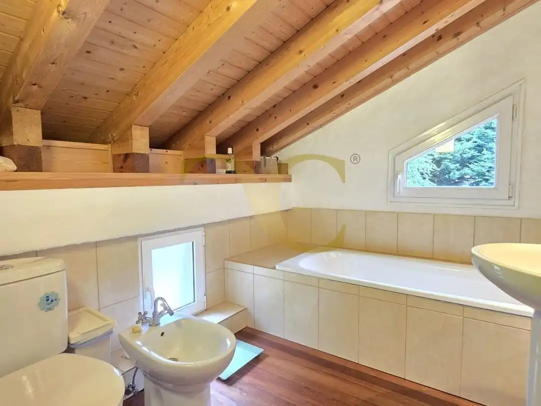 Baño de Casa o chalet en venta en Llanes con Calefacción, Jardín privado y Terraza