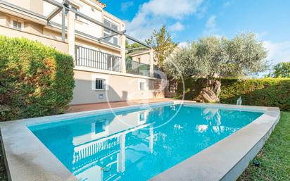 Piscina de Casa adosada en venda en  Palma de Mallorca amb Aire condicionat, Calefacció i Jardí privat