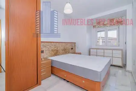 Dúplex en venta en Torre de Comares, Barrio de Zaidín