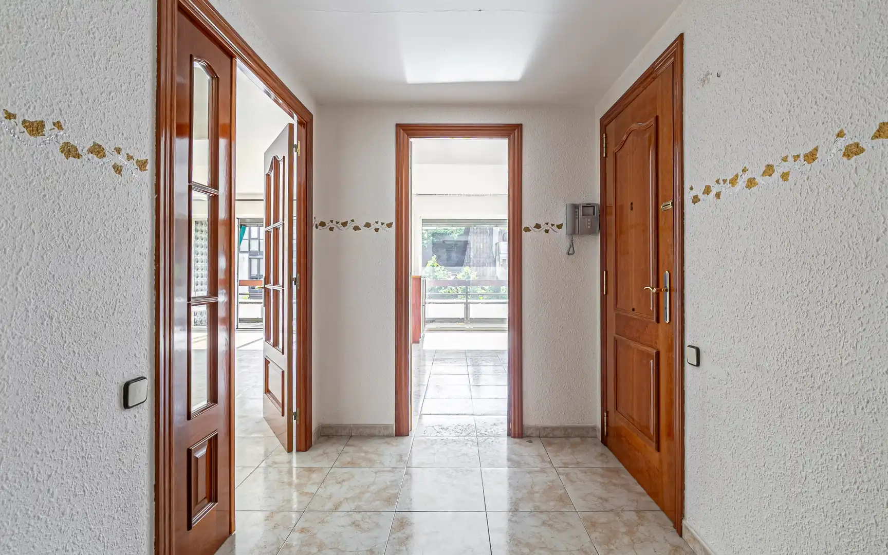 Piso en venta en Pere III, Centre - Passeig i Rodalies