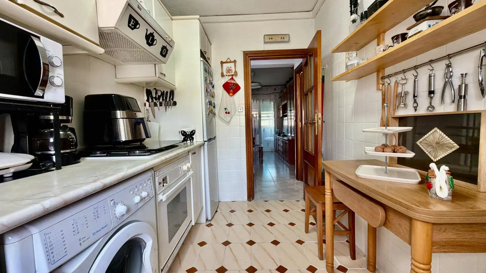 Cuina de Pis en venda en Coslada amb Aire condicionat, Calefacció i Moblat