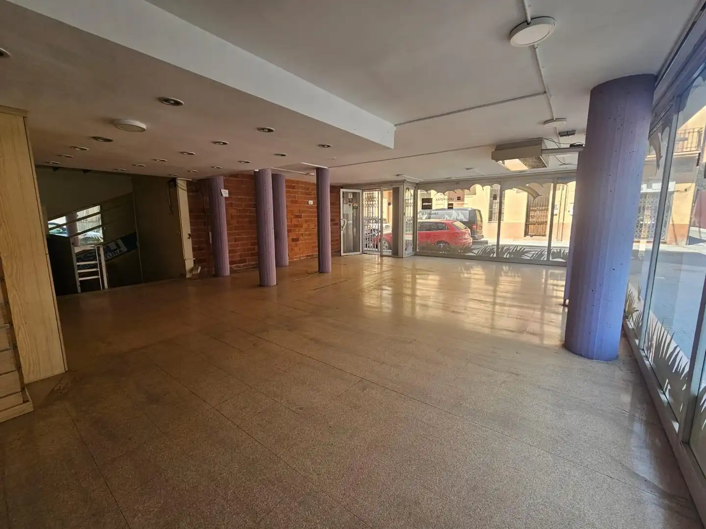 Business premises for sale in Carrer MARTI GRIVE, imagen 17