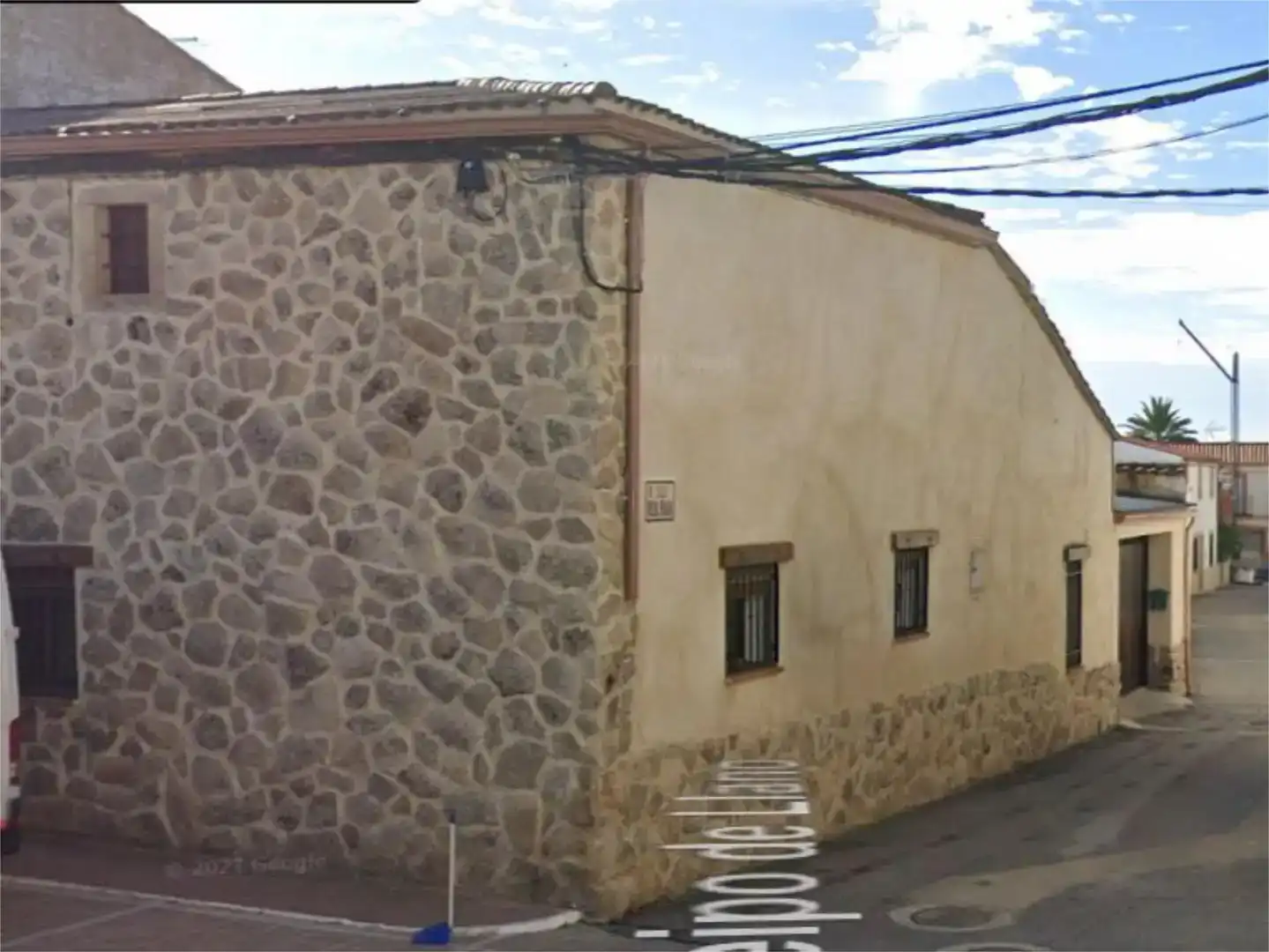 Vista exterior de Casa adosada en venda en Abertura amb Traster i Moblat