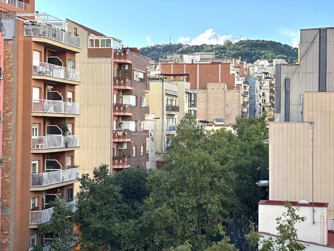 Vista exterior de Pis en venda en  Barcelona Capital