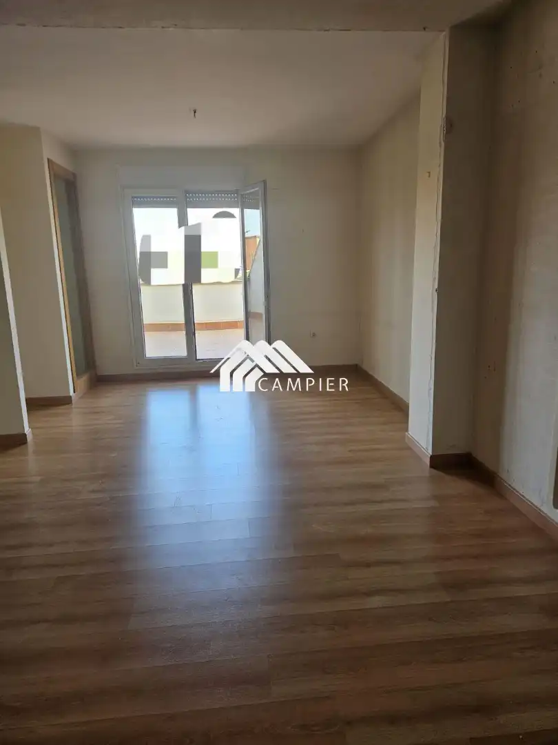 Dormitori de Casa adosada en venda en Albacete amb Calefacció, Terrassa i Traster