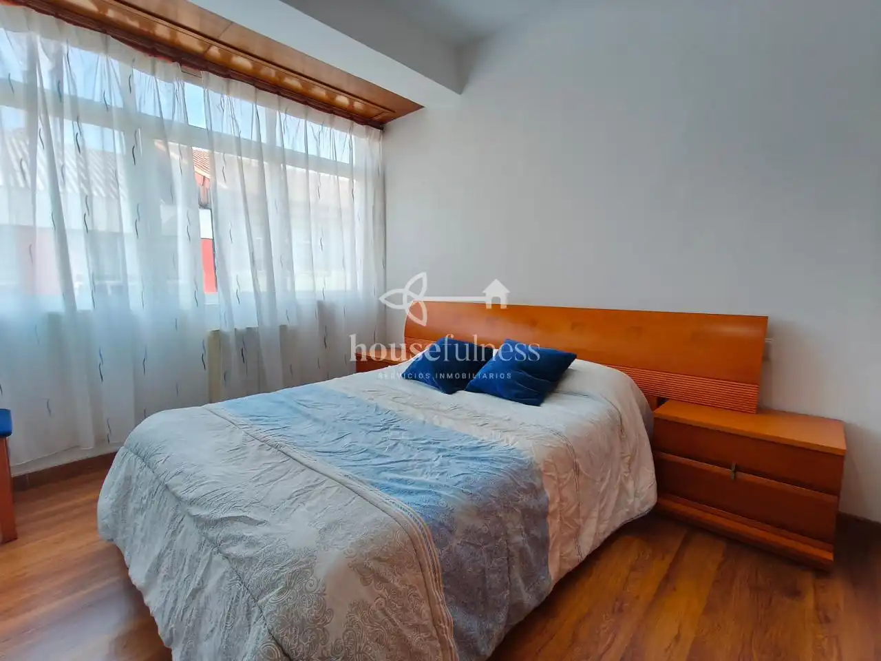 Habitación de Piso en venta en Ferrol con Calefacción y Amueblado