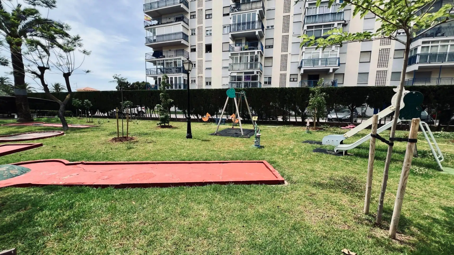 Aparcament de Apartament en venda en Benicasim / Benicàssim amb Jardí privat, Terrassa i Traster