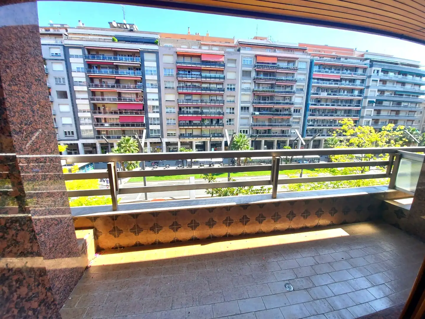 Terrassa de Pis en venda en  Logroño amb Calefacció, Parquet i Terrassa