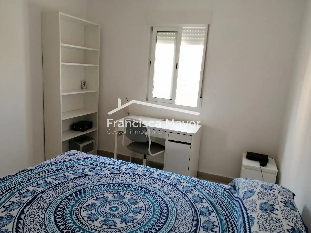 Habitación de Piso de alquiler en Valencia con Trastero, Amueblado y Balcón