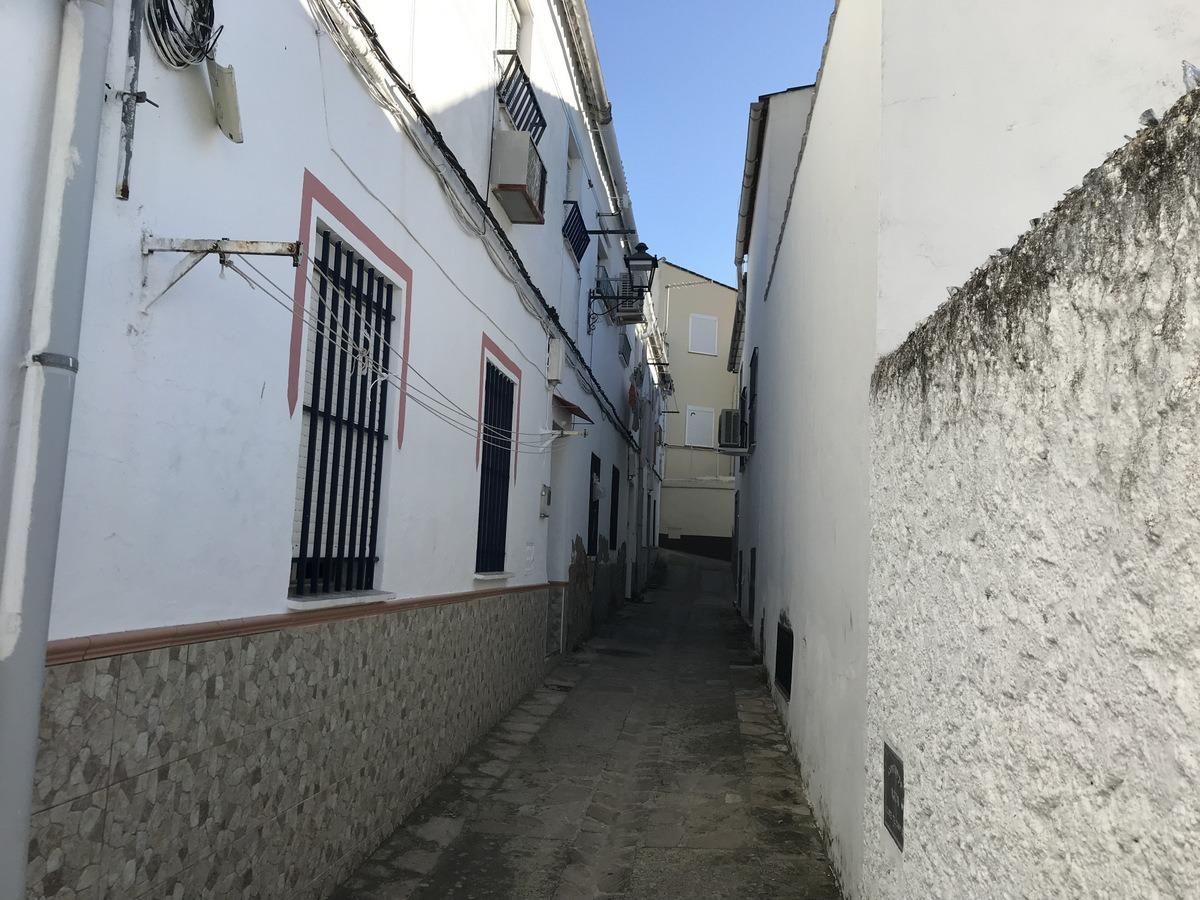 Vista exterior de Piso en venta en Ubrique