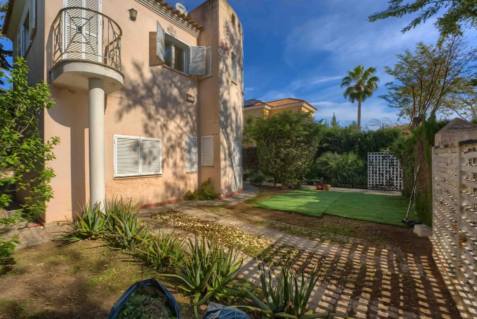 Jardín de Casa o chalet en venta en Bormujos con Aire acondicionado, Calefacción y Jardín privado
