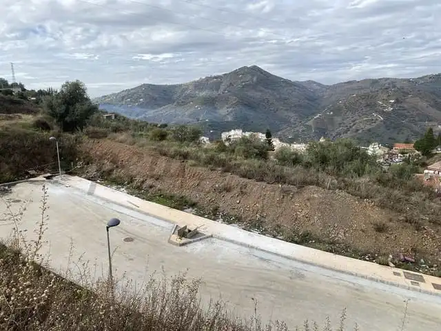 Terreni e lotti in vendita a Sayalonga, imagen 3