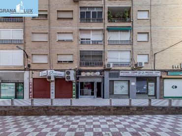 Local comercial en venda a Avenida de América