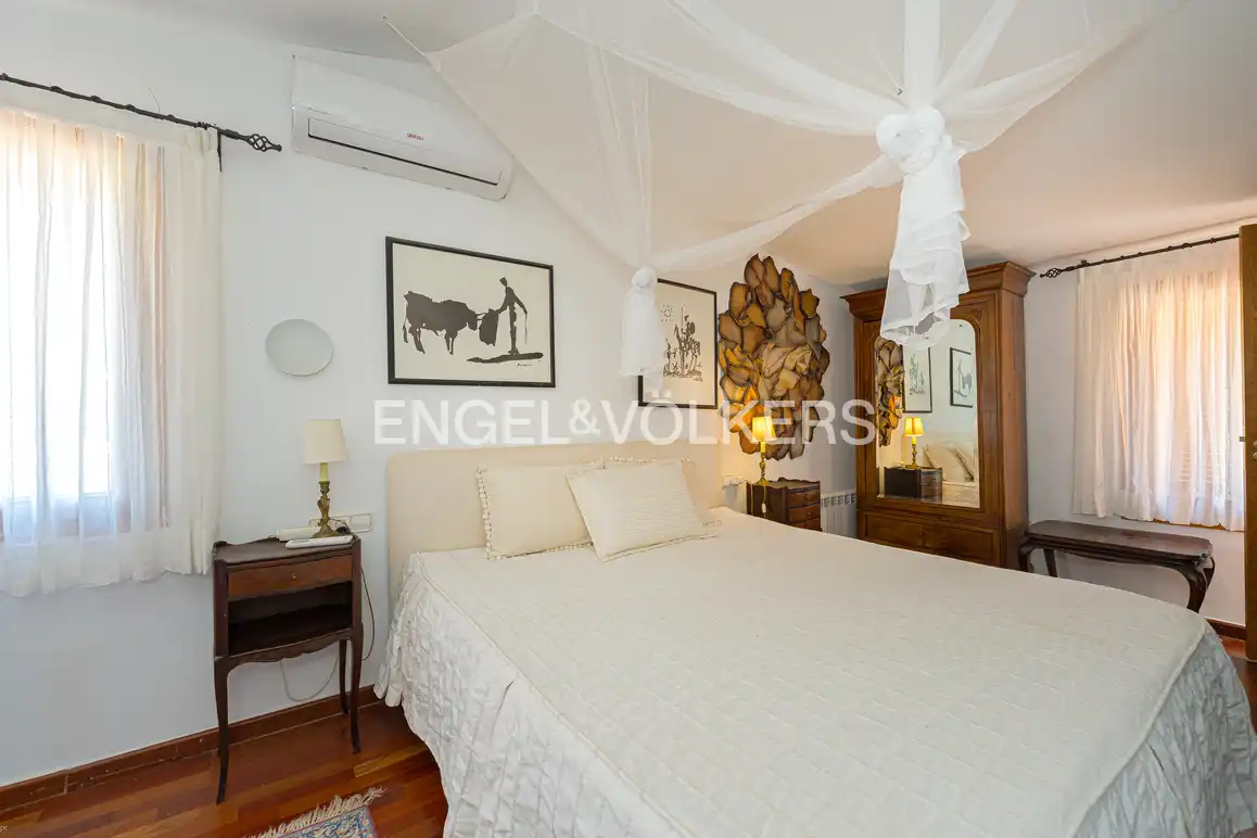 Habitación de Casa o chalet en venta en Relleu con Aire acondicionado, Jardín privado y Terraza