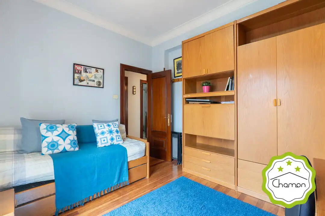 Bedroom of Flat for sale in Bilbao   with Heating and Balcony