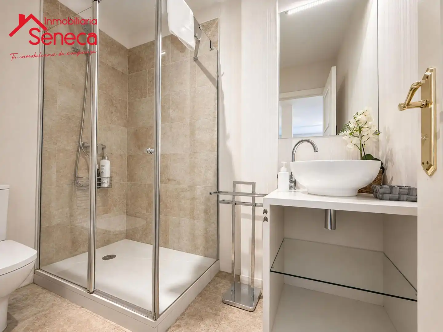Badezimmer von Wohnung zum Verkauf in Córdoba mit Klimaanlage, Heizung und Terrasse