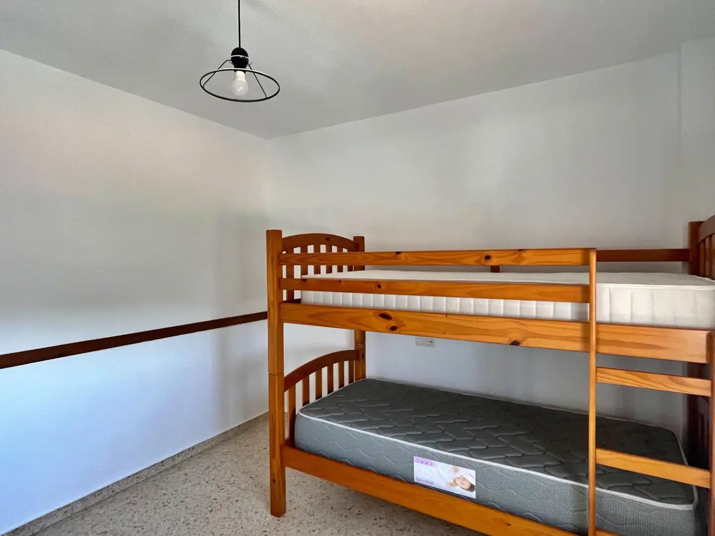 Habitación de Casa adosada en venta en Rincón de la Victoria con Aire acondicionado, Calefacción y Terraza