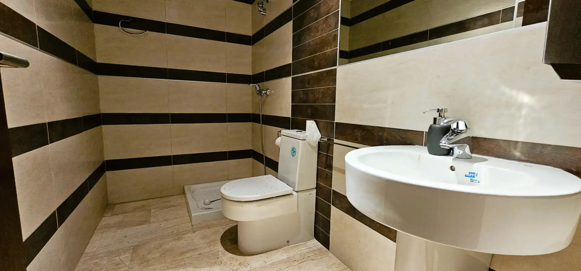 Inmuebles singulares con ascensor en venta en Avenida Santa Eulalia 64, imagen 42