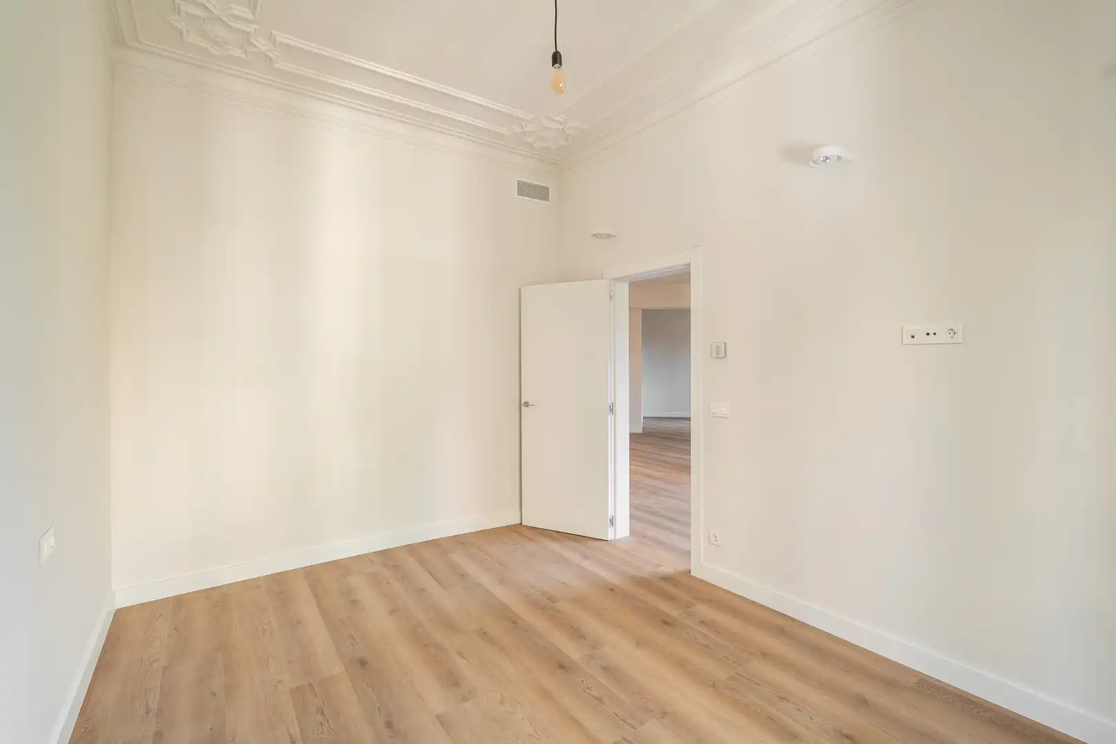 Piso en venta en Carrer de la Diputació, L'Antiga Esquerra de l'Eixample