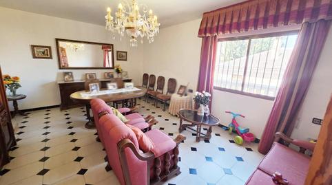 Foto 3 de Casa o xalet en venda a Avenida Málaga Oloroso, Cortijo Bazán - Los Casinis - Los Cipreses, Málaga