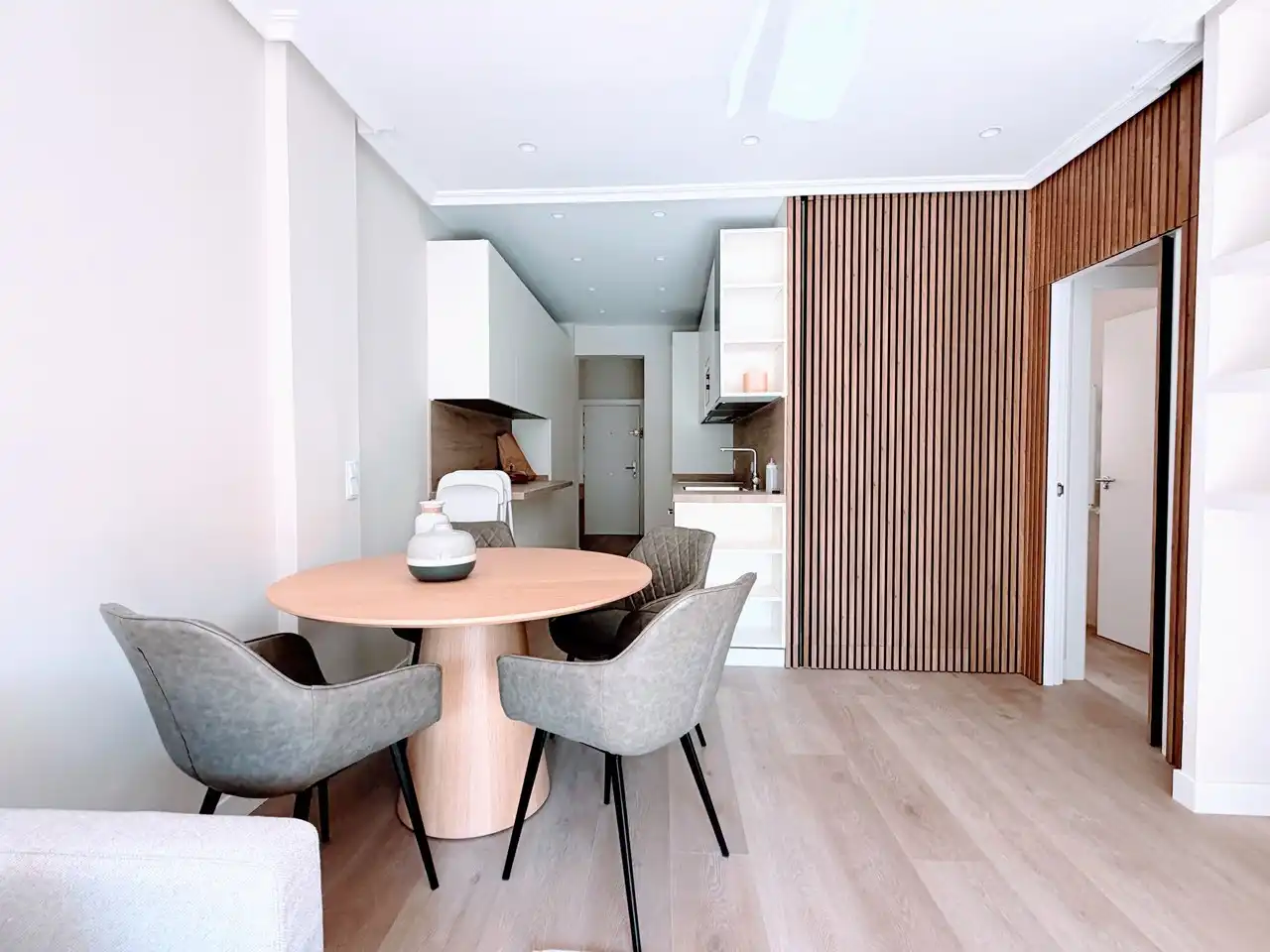 Flat with lift to rent in ANDRES MELLADO, imagen 6