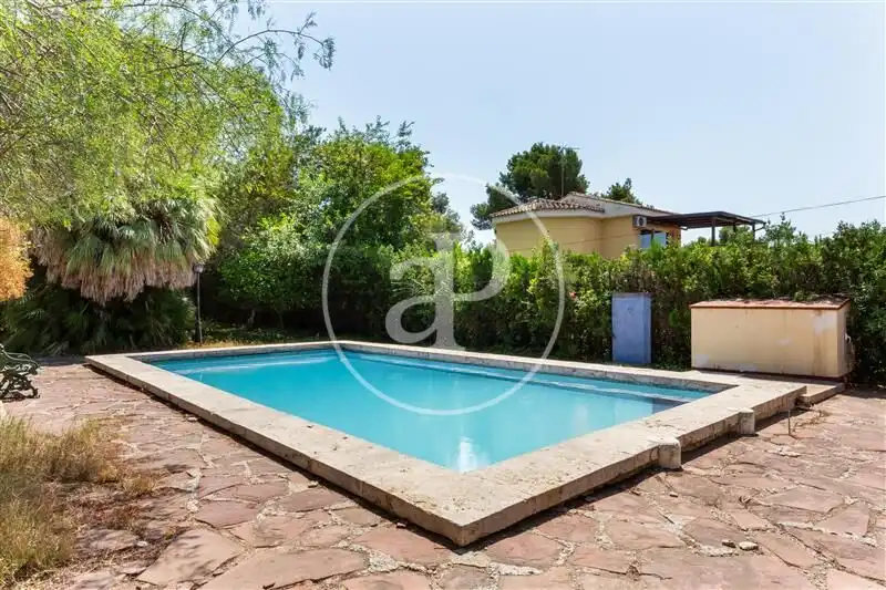 Piscina de Casa o chalet en venta en Paterna con Aire acondicionado, Calefacción y Jardín privado