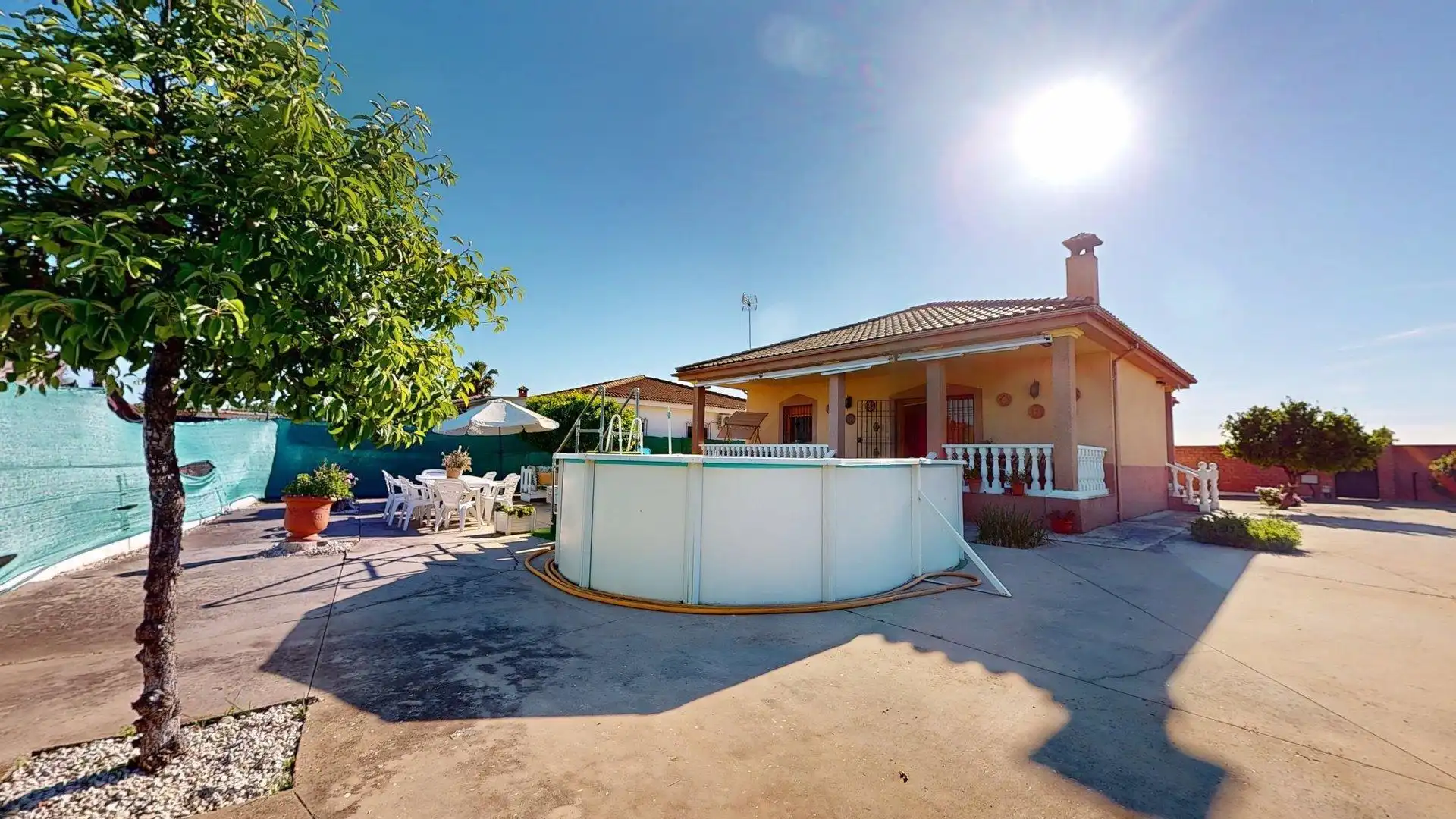 Maison rustique avec piscine à vendre à Centro