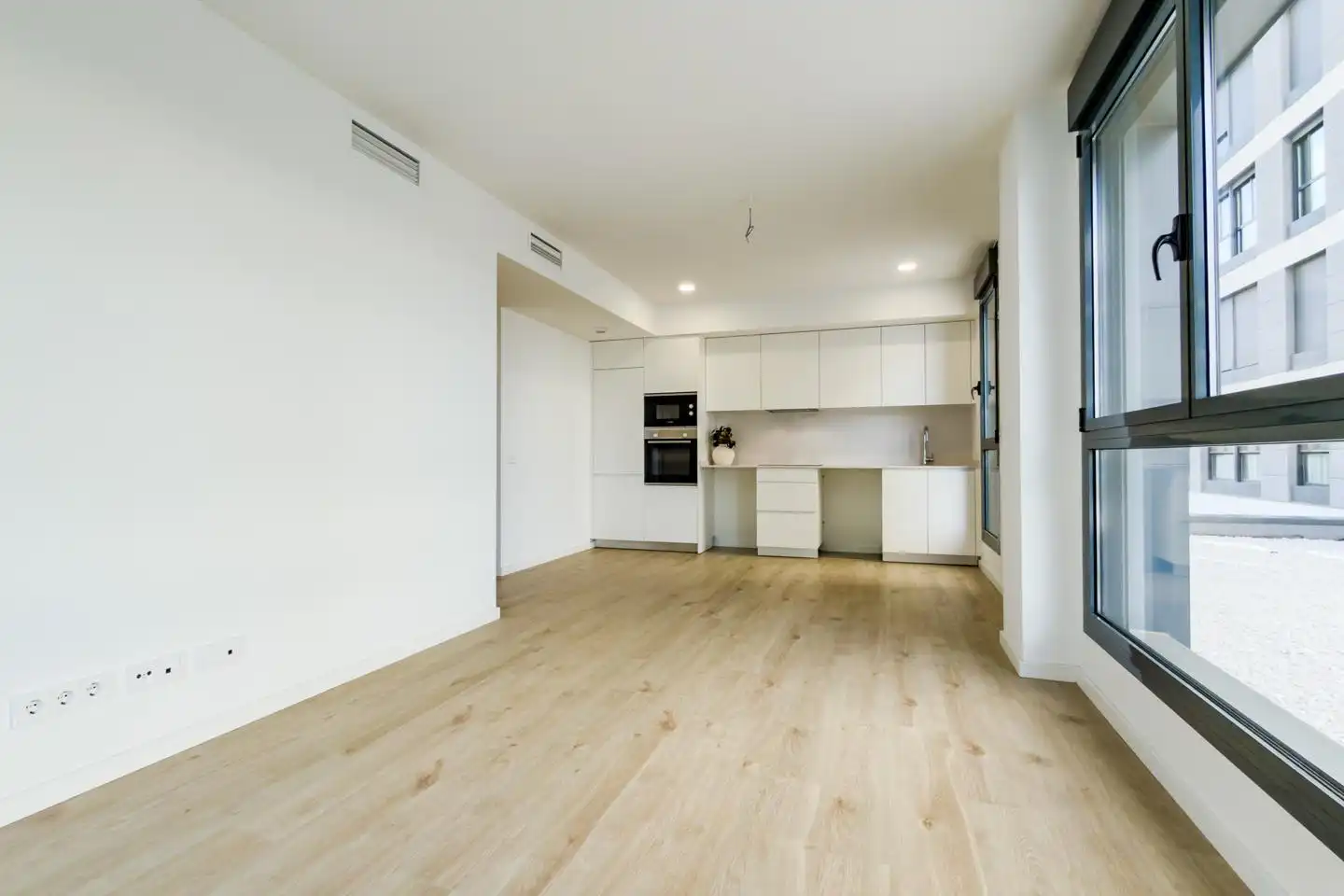 Kitchen of Flat for rent in Badalona  with Air Conditioner, Heating and Terrace