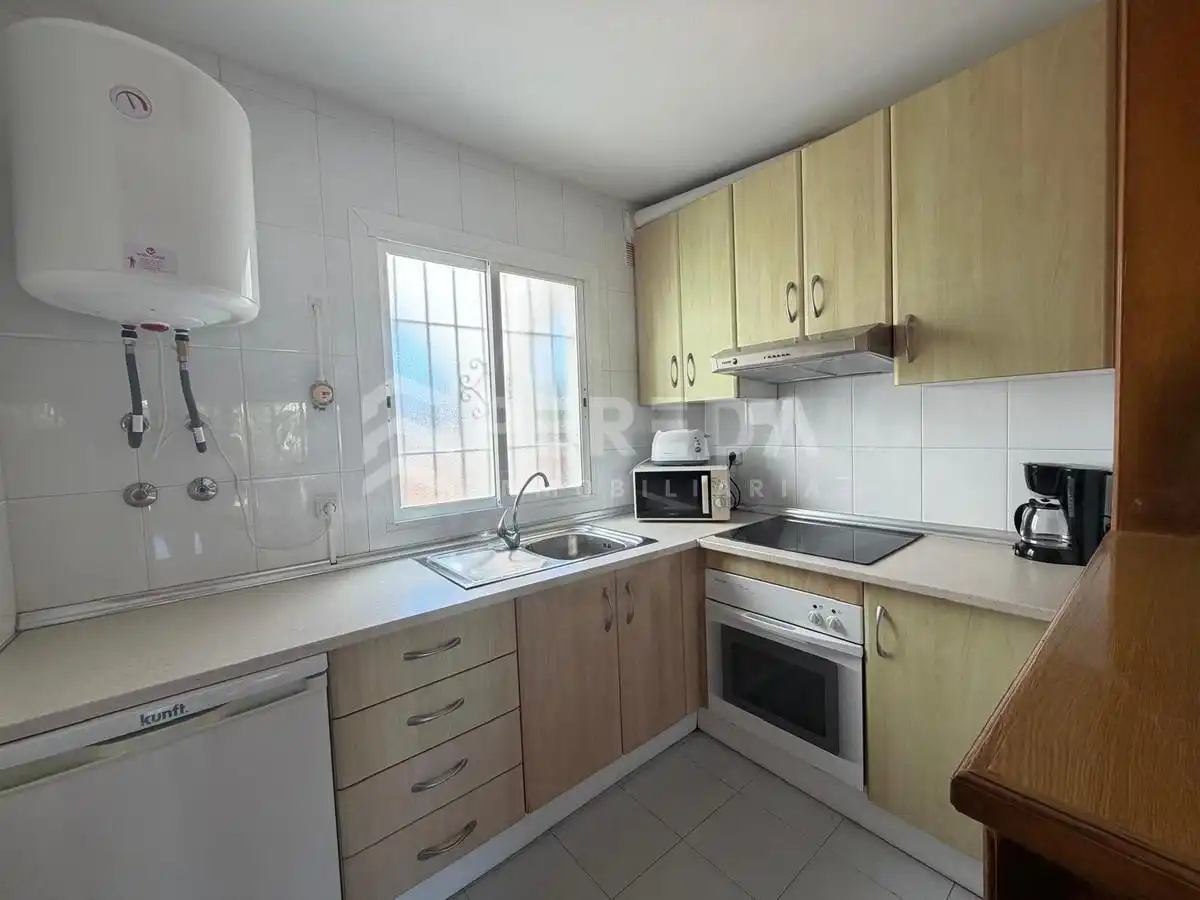 Cocina de Planta baja en venta en Roquetas de Mar con Aire acondicionado, Terraza y Amueblado