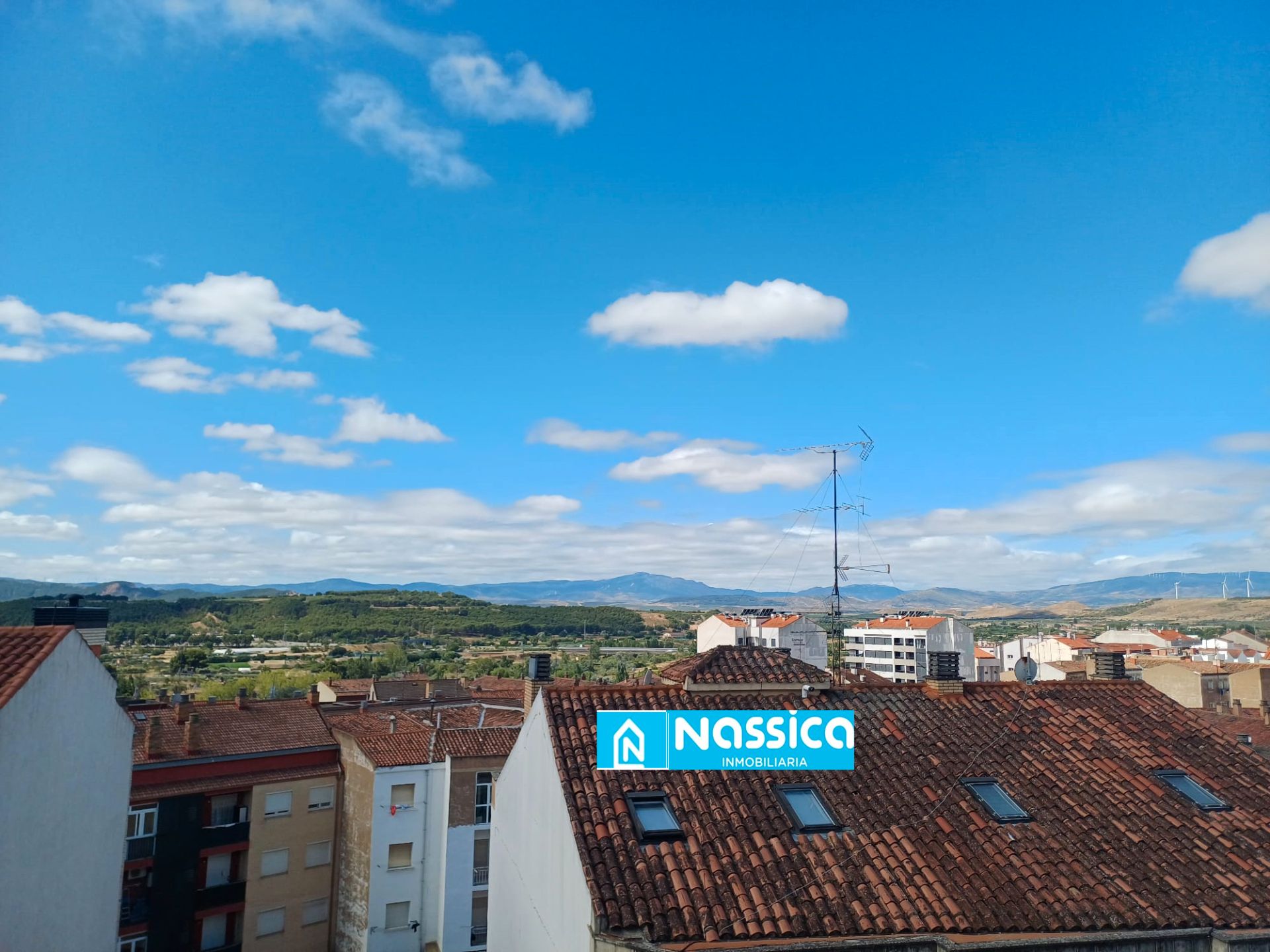 Exterior view of Duplex for sale in Calahorra  with Heating, Parquet flooring and Terrace