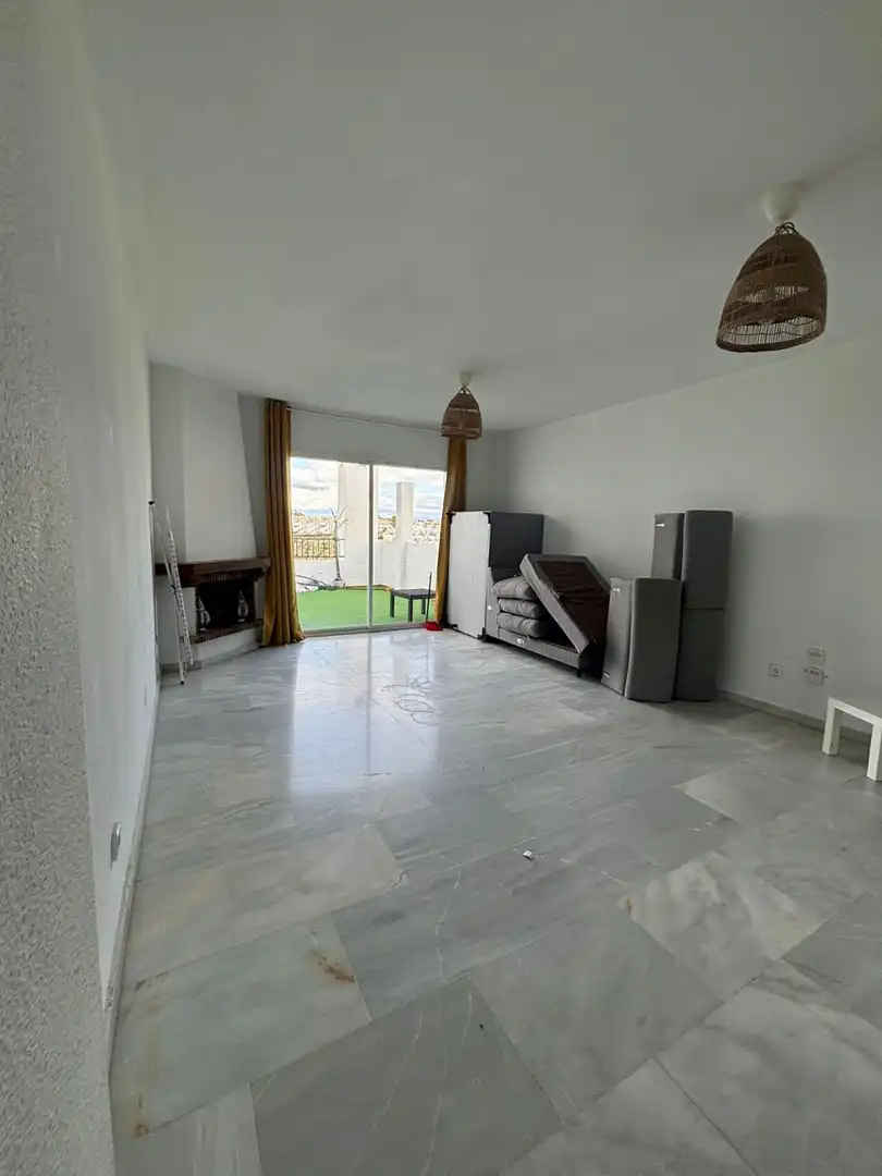 Dúplex en venda a Calahonda