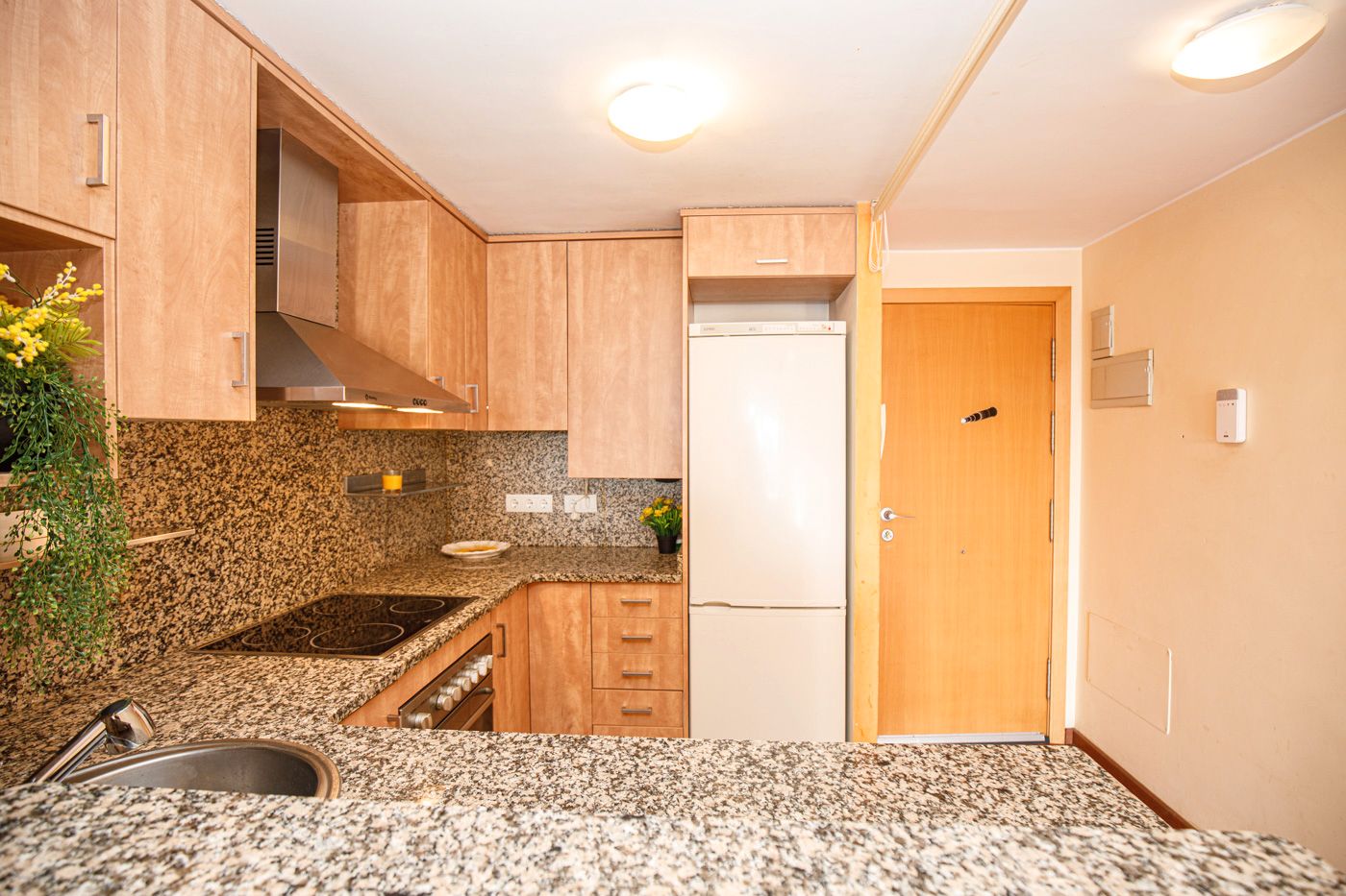 Kitchen of Flat for sale in Figueres  with Air Conditioner, Heating and Terrace