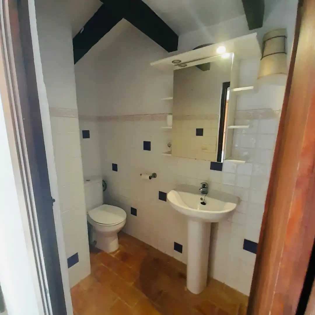 Badezimmer von Einfamilien-Reihenhaus zum Verkauf in Xaló mit Heizung, Terrasse und Abstellraum