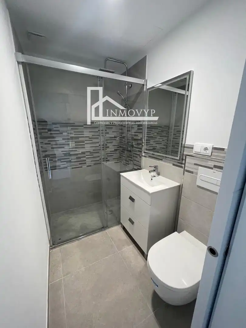Badezimmer von Wohnung zur Miete in Alcúdia mit Klimaanlage, Heizung und Abstellraum