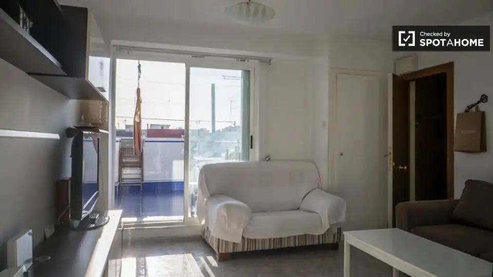 Appartamento con terrazza in affitto a Poblats Marítims, imagen 6