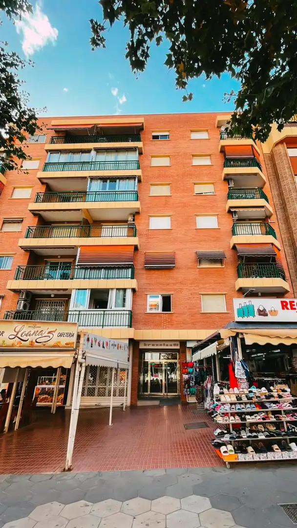 Vista exterior de Pis en venda en Benidorm amb Terrassa